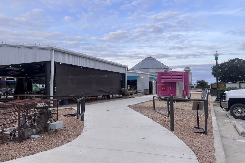 RJ's Sliders & Wings closes indefinitely in New Braunfels