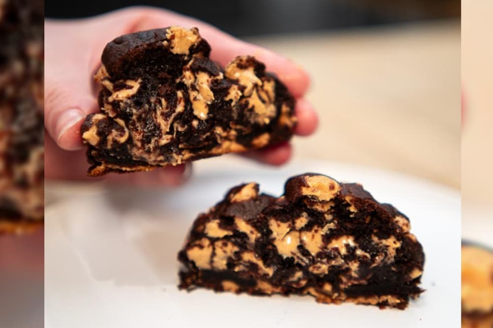 Dessert food truck The Bougie Foodie serves cookie 'mountains' and more