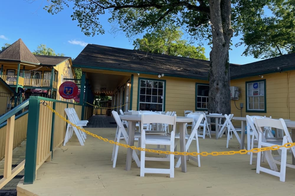 Cletus T’s Texacajun Grill closes in Old Town Spring, to relaunch as food truck