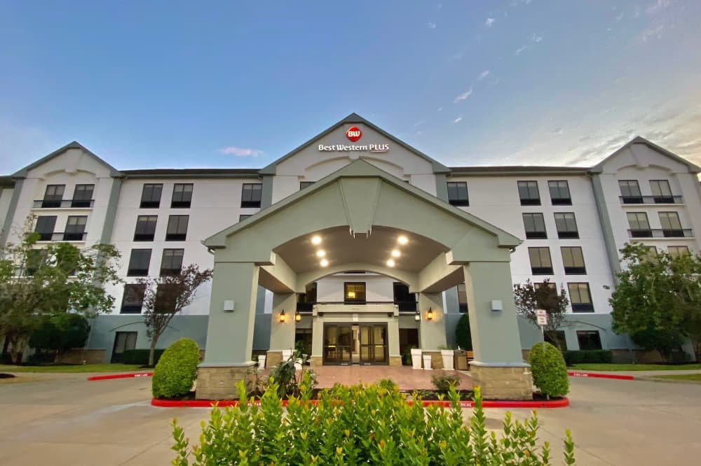 Best Western Plus reopens in Sugar Land after renovations, rebrand