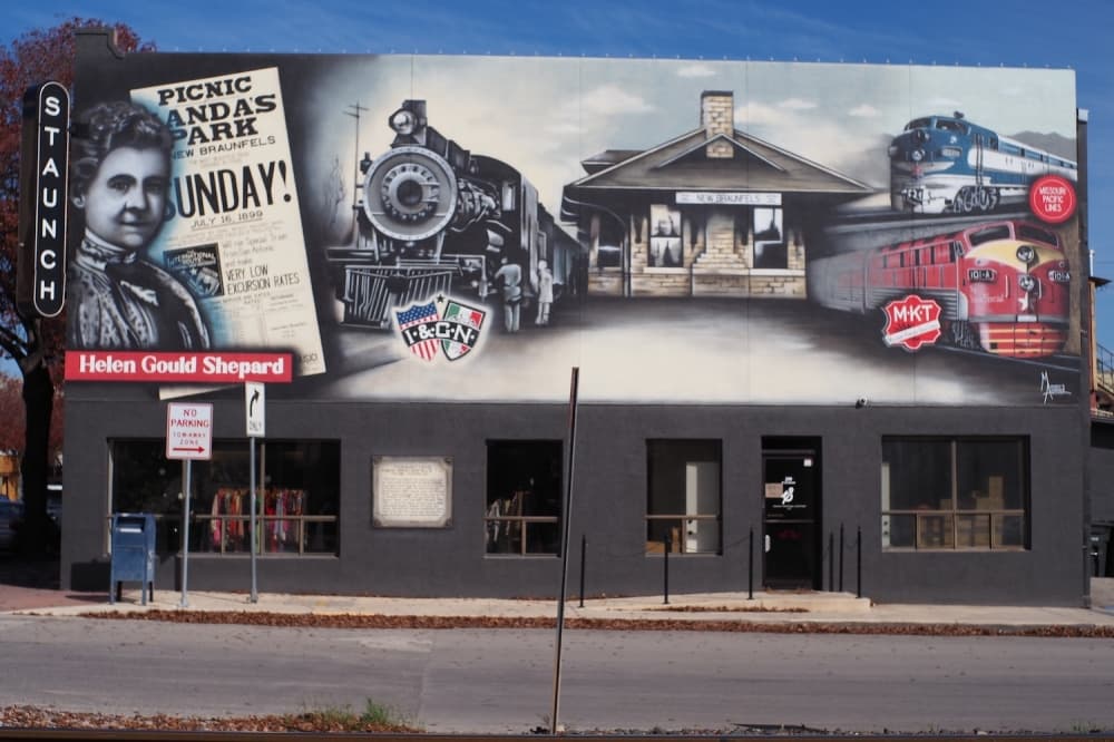 New downtown mural part of long-standing initiative in New Braunfels
