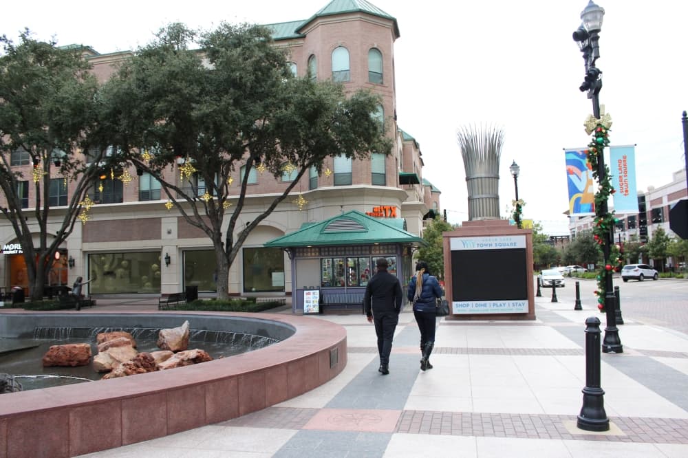 Sugar Land Town Square readies for 2024: new businesses, renovations ahead