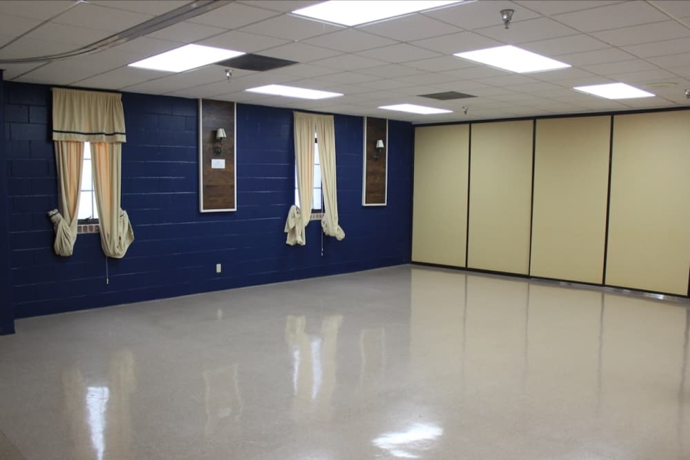 shelter community room