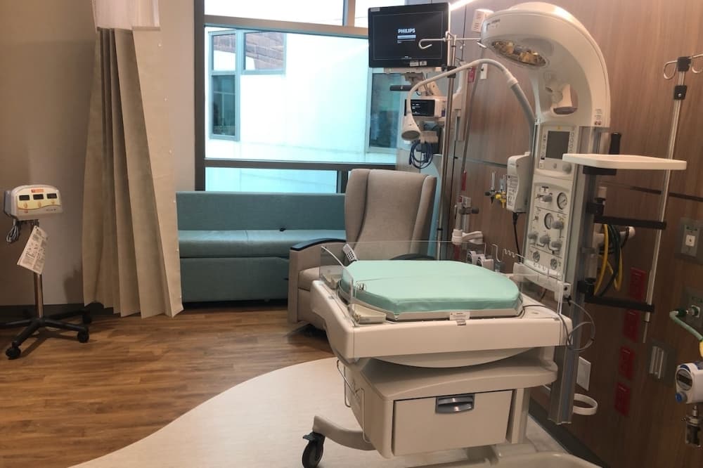 Dell Children’s Medical Center NICU unveils 24 new rooms, formula lab