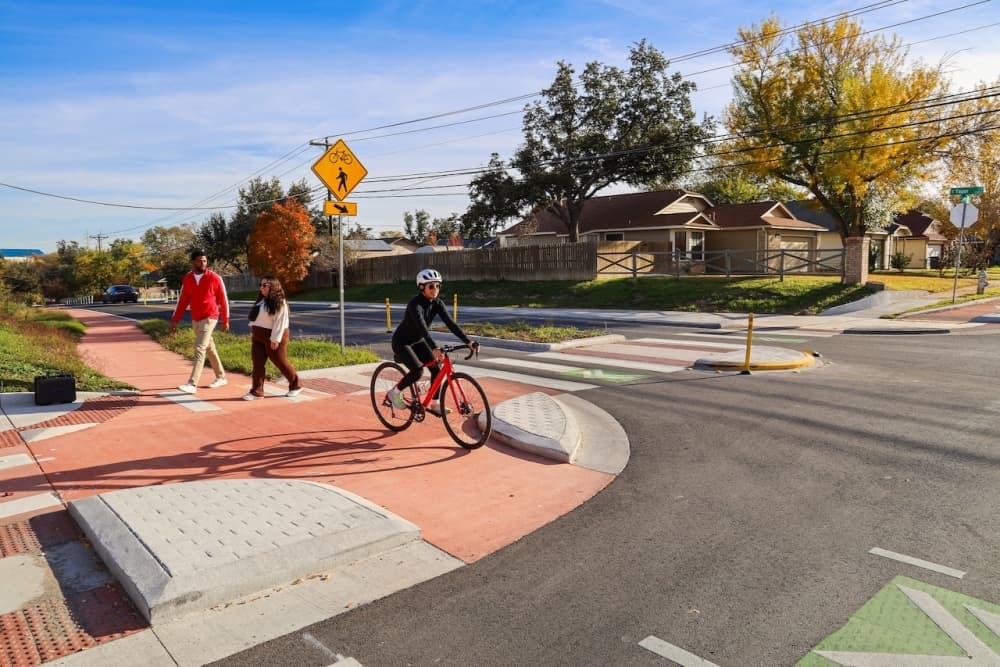 Austin marks conclusion of 2016 bond's $37.5M sidewalk program