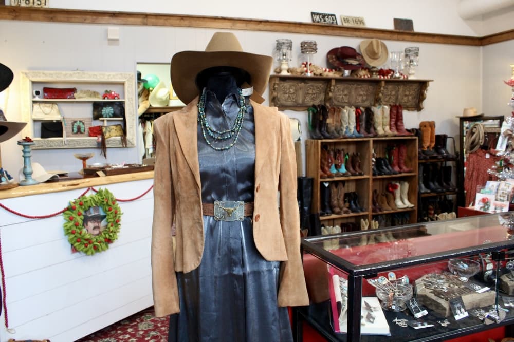 Small Town Famous brings Western vintage fashion to Conroe