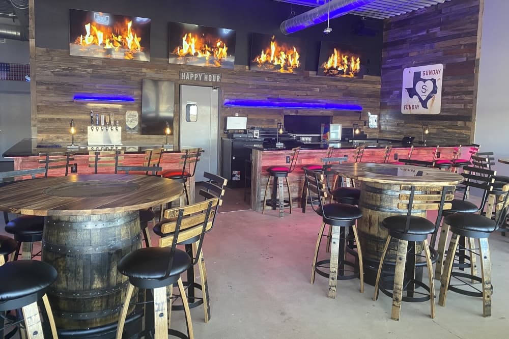 Happy Hour neighborhood bar coming to Liberty Hill