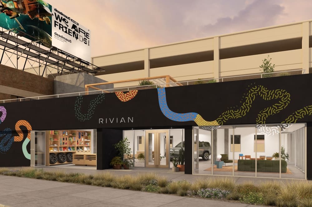 Electric car manufacturer to open flagship in South Austin, plus more updates