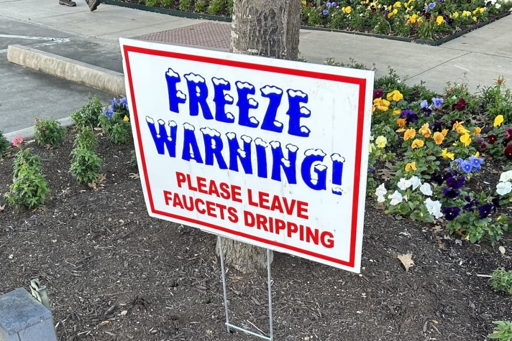 Greater Houston-area warming shelters to open amid freezing weather forecast