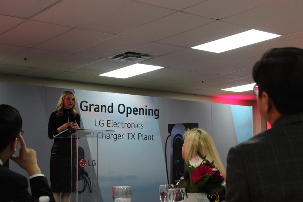 Fort Worth Mayor Mattie Parker delivers remarks about the new factory to a crowd. 