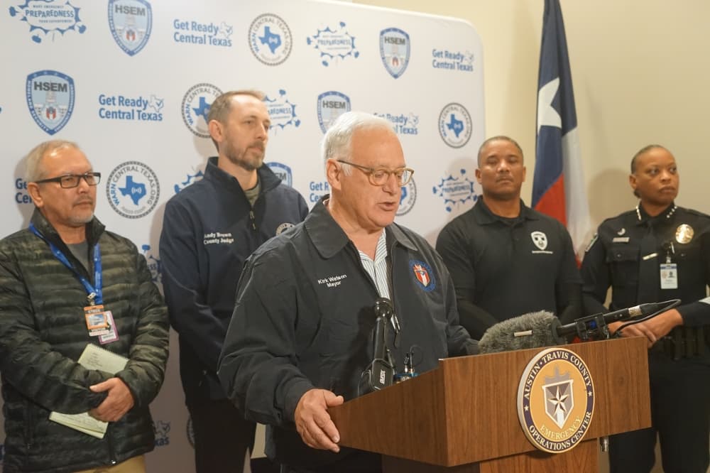 Roads, warming shelters, the grid: What you need to know about Winter Storm Heather in Austin