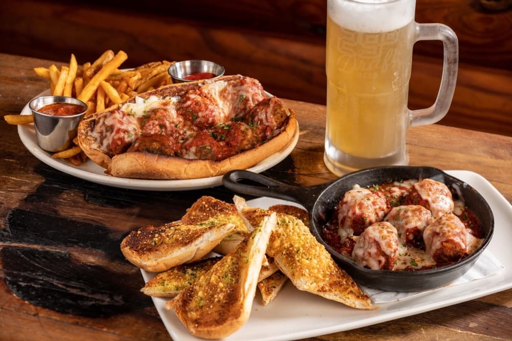 Pizza and a barbershop: Check out 14 business updates in central, East McKinney
