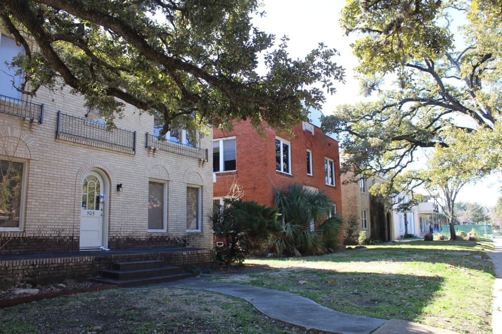 West Gray Street tract sells, will be redeveloped for commercial use
