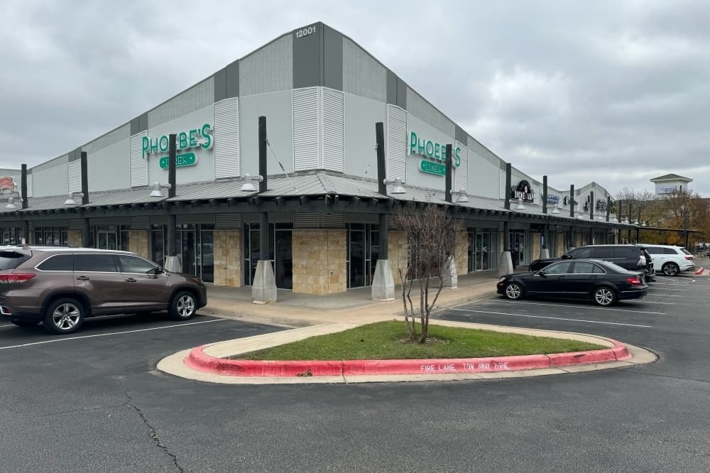 An exterior look at Phoebe's Diner Gracy Farms on a cloudy day.
