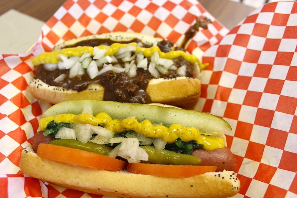 JK’s Chicago Dogs: Hill Country Village eatery specializes in hot dogs