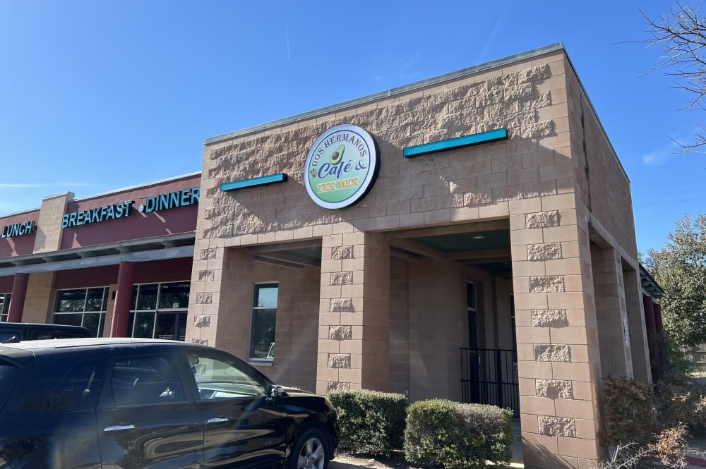 Dos Hermanos Cafe & Tex Mex starts service at former Gloria's Cafe & Bakery on Jan. 25