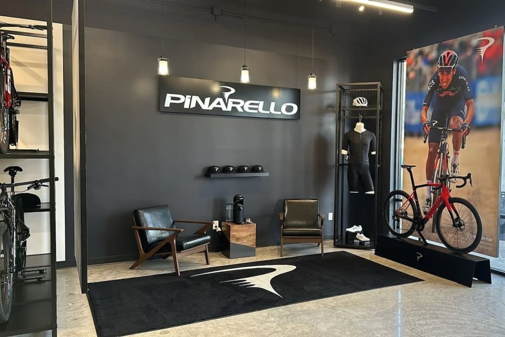 Premium bicycle shop Epic Cycles opens at West U's Plaza in the Park