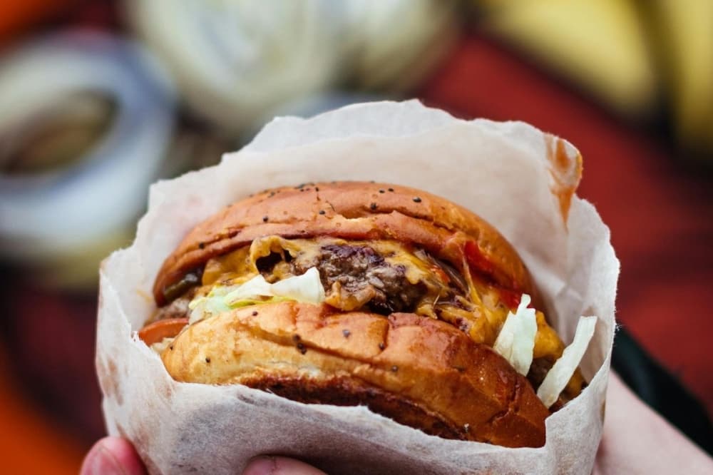 Durb's Restaurant now flipping smash burgers in League City