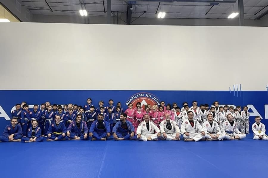 Brazilian jiujitsu academy comes to Webster