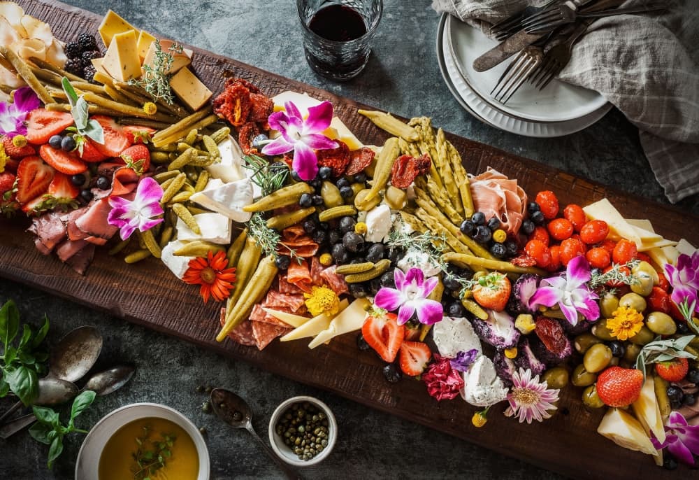 McKinney-based Two Skillets Catering offers catering, specialized menu for North Texas events