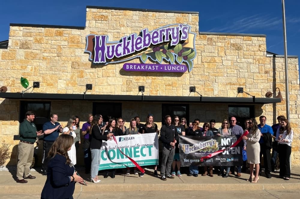 Huckleberry’s celebrates grand opening with ribbon-cutting in Keller