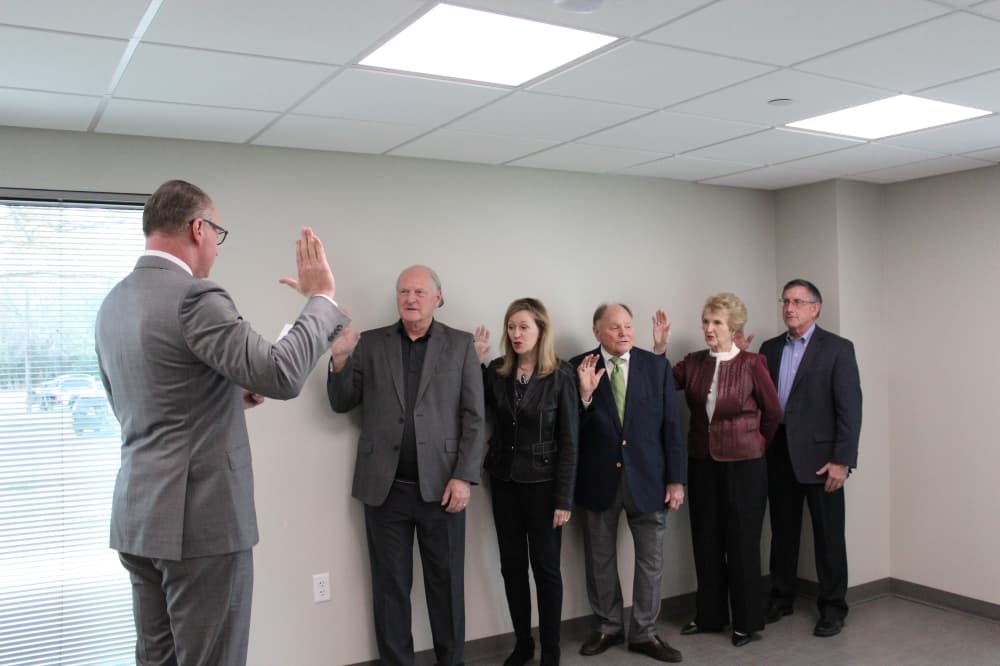 Judge Lincoln Goodwin—Harris County Justice of the Peace, Precinct 4, Place 1—swears in the Cypress Creek Drainage Improvement District's board of directors.