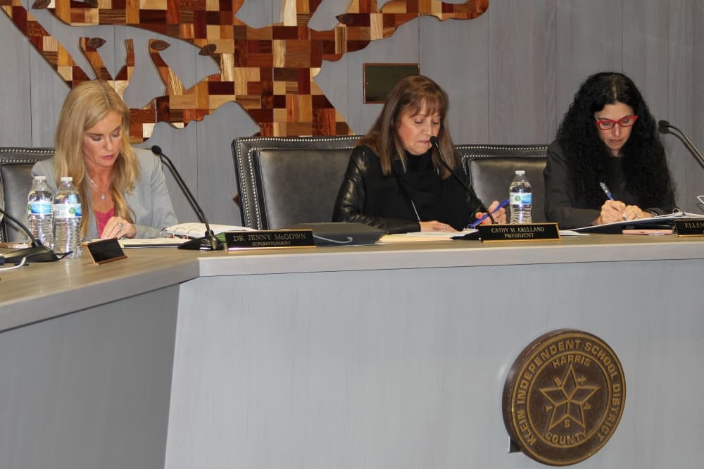 Klein ISD trustees approve academic calendar for 2025-26 school year