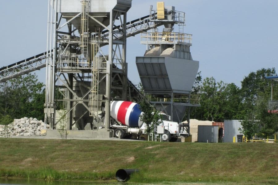 Fort Worth council member, mayor oppose concrete batch plant in District 10