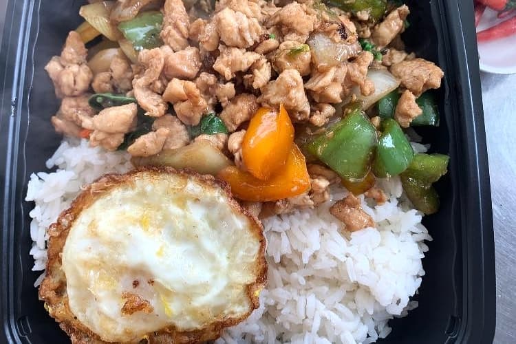 Larb Thai food truck in Pflugerville relocating