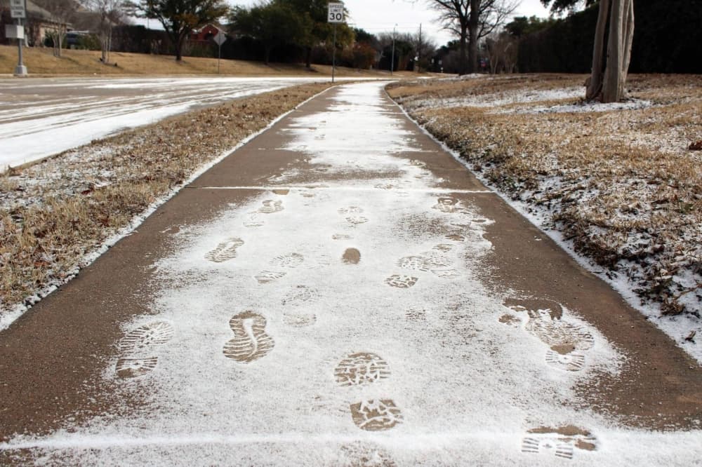 Frisco trash pickup, early voting impacted by Winter Storm Fern