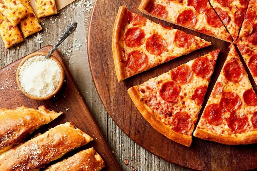 Simple Simon's Pizza opens in Lewisville