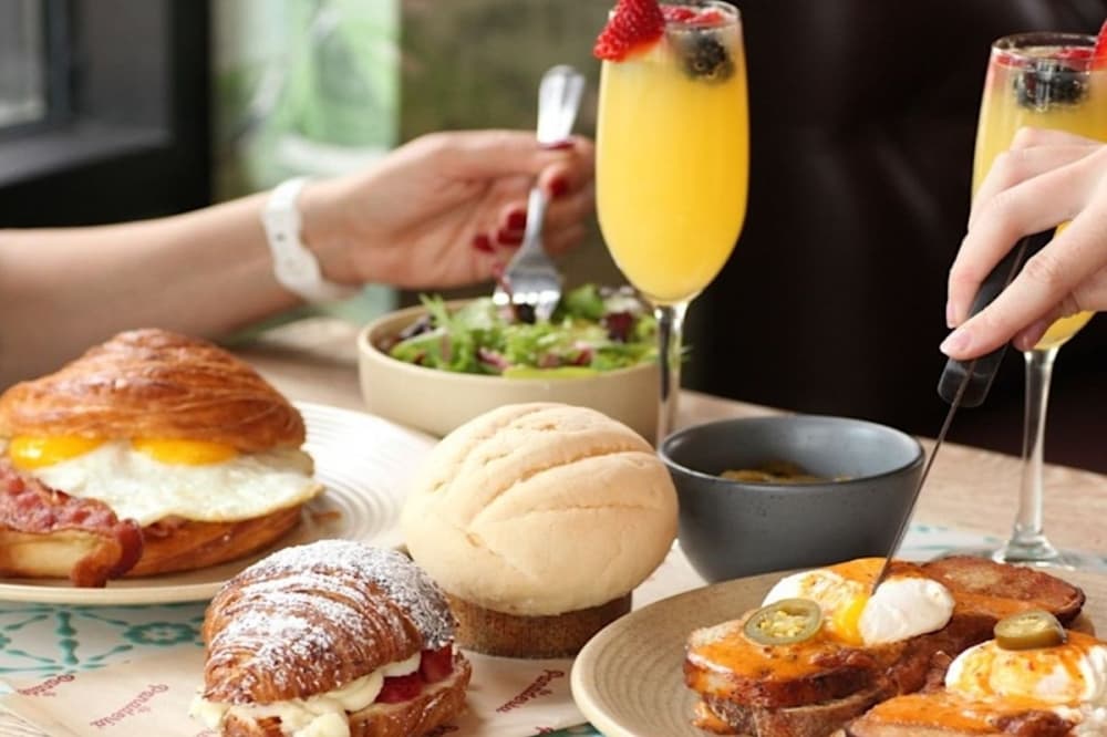 Medical facilities, cafes and more: 6 businesses now open across North San Antonio