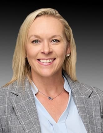 The photo shows Kristy Vienne.