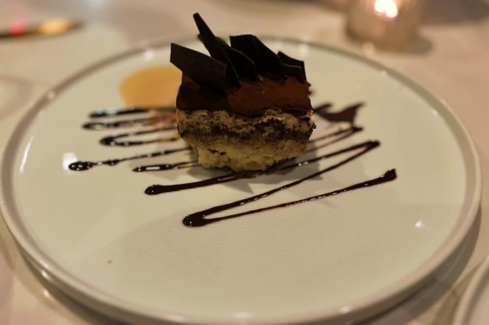 photo of tiramisu
