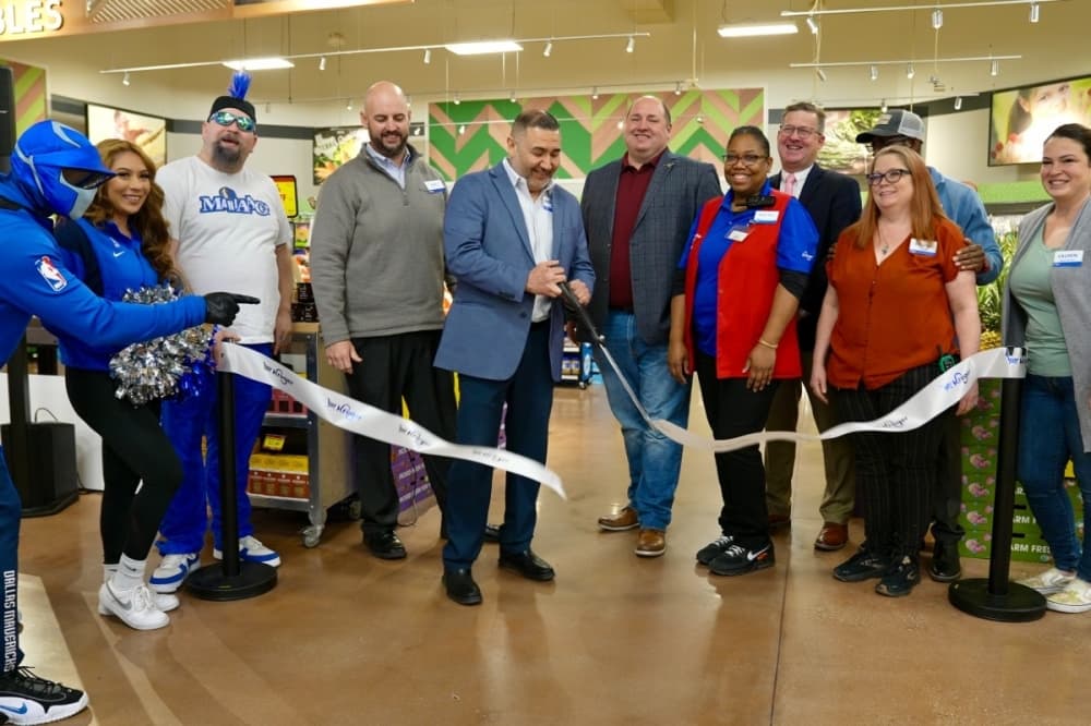 Kroger celebrates grand reopening of store in north Fort Worth
