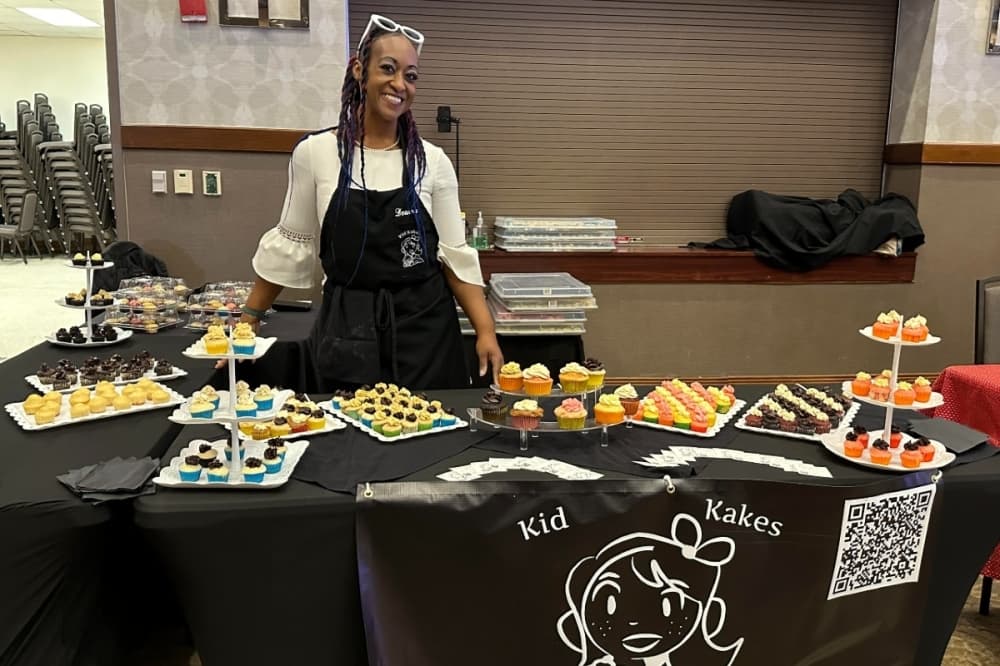 Kid Kakes brings 'kupkakes' to Roanoke food hall