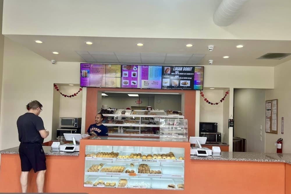 Logan Donuts now open in Tomball