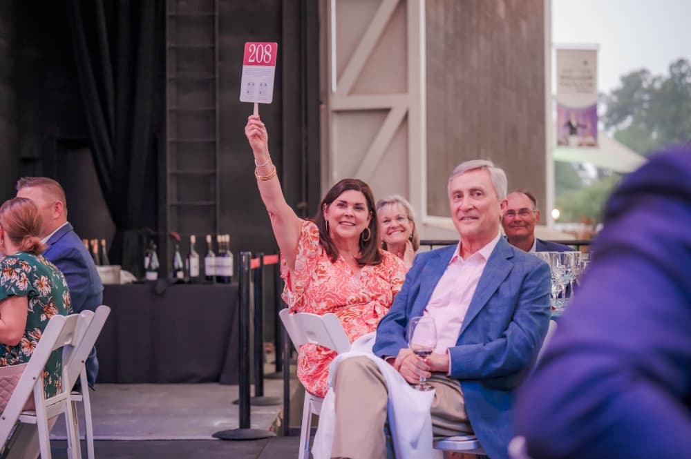 Wine auction audience 