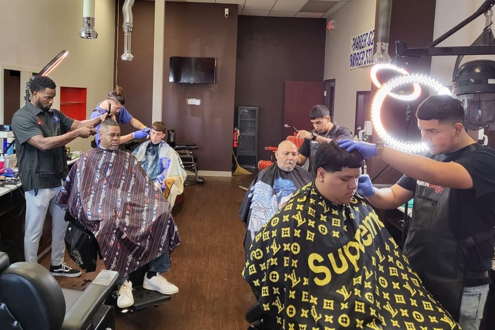 Barber school to relocate to Hutto