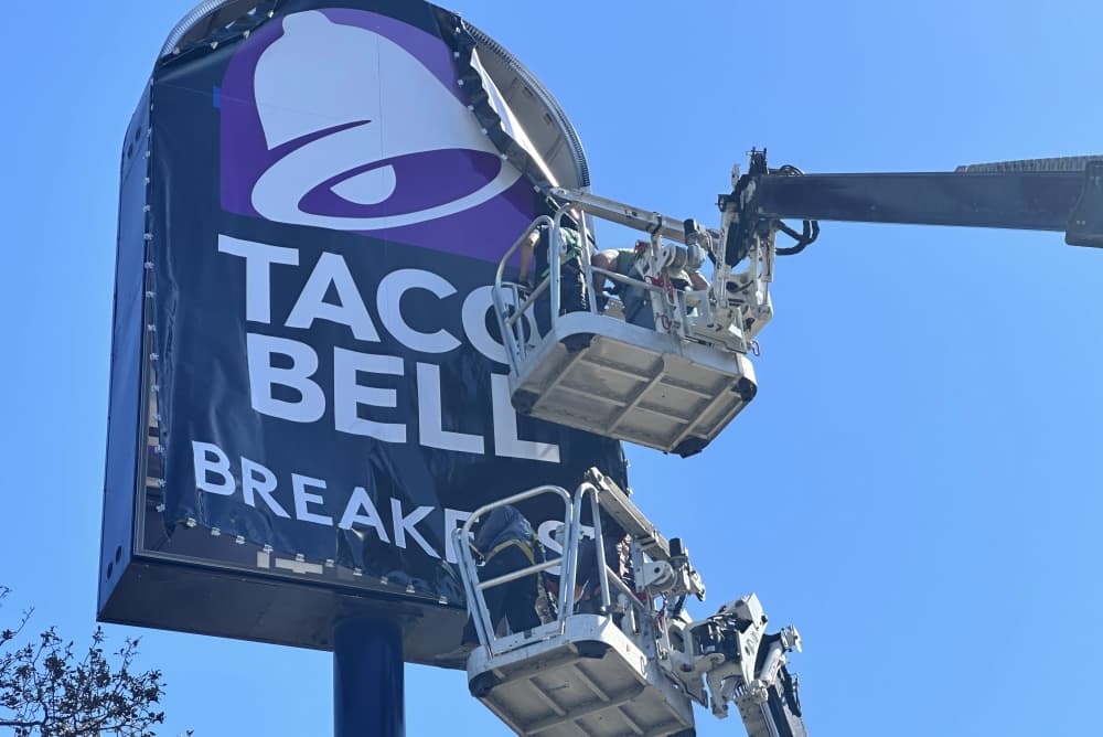 Taco Bell brings spicy new look to Bastrop location