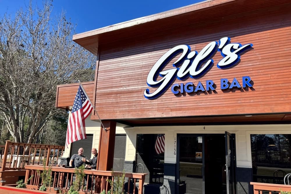 Upscale neighborhood bar Gil’s Cigar Bar now open in Montgomery