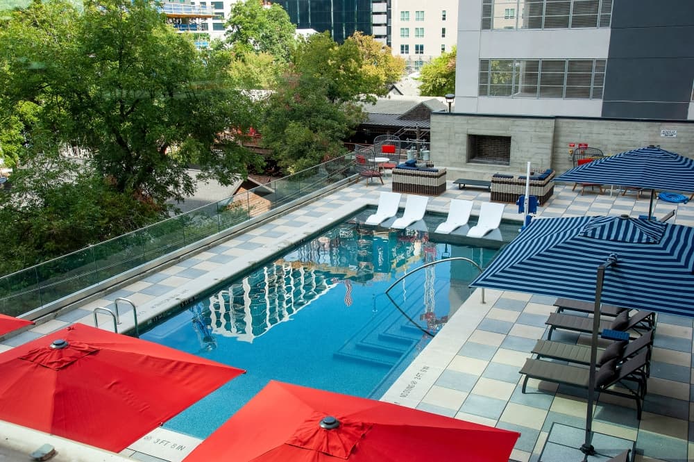 Cambria Hotel Austin Downtown offers a range of guest amenities