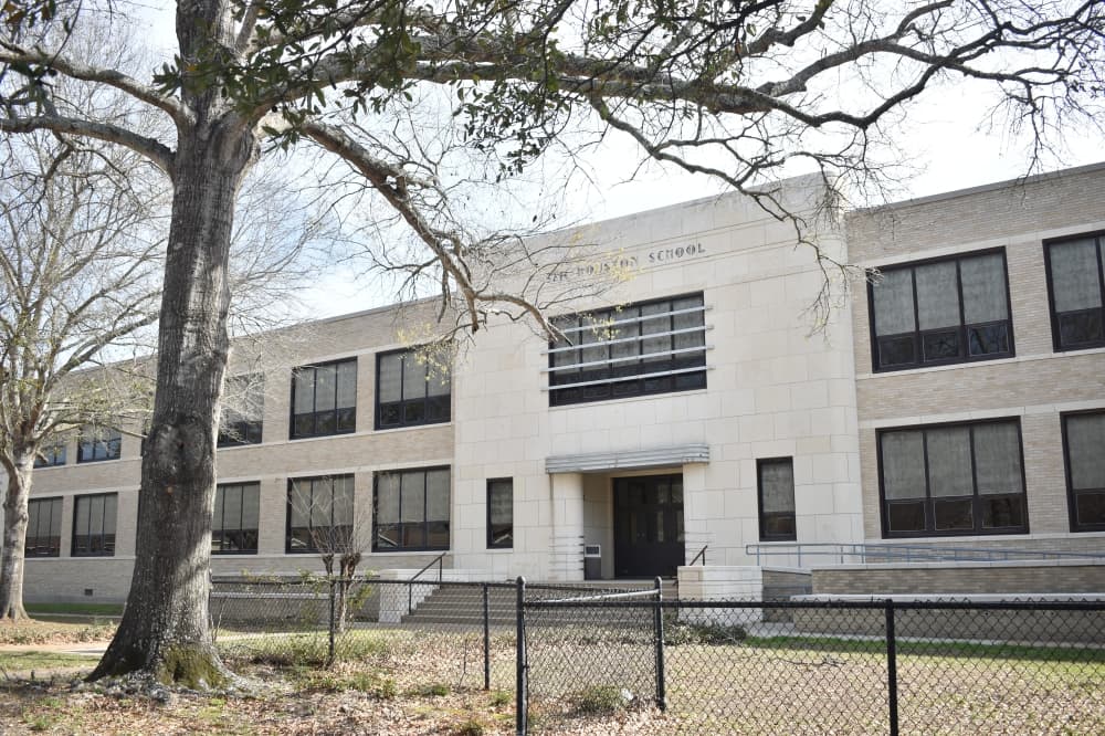 Sale of Sam Houston Elementary stopped, property to remain owned by Conroe