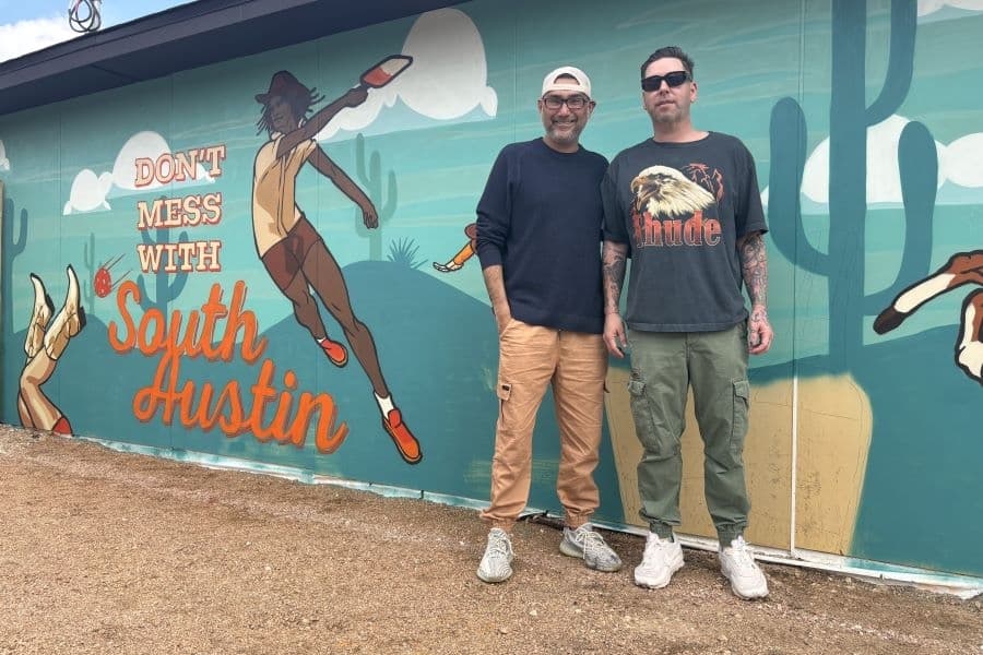 Drifters Social opens in South Austin, offering coffee by day and cocktails by night