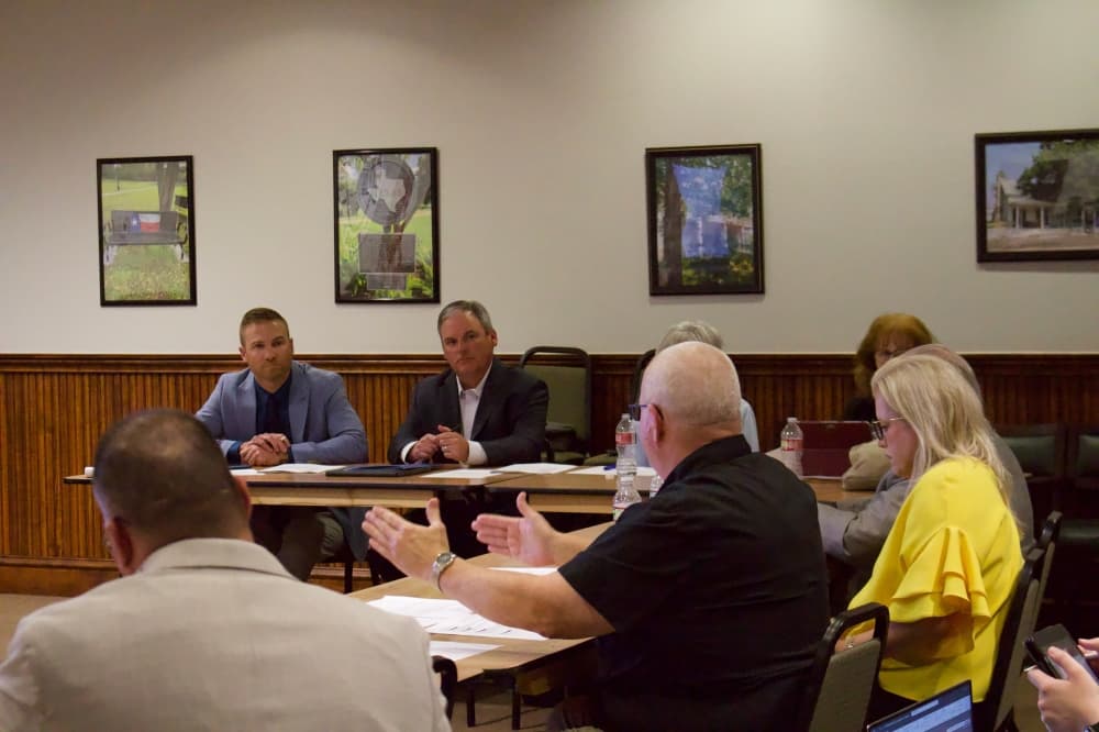 Montgomery City Council, Montgomery ISD leaders discuss Lone Star Parkway project
