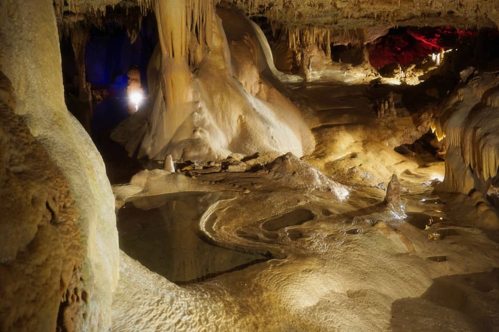 cave