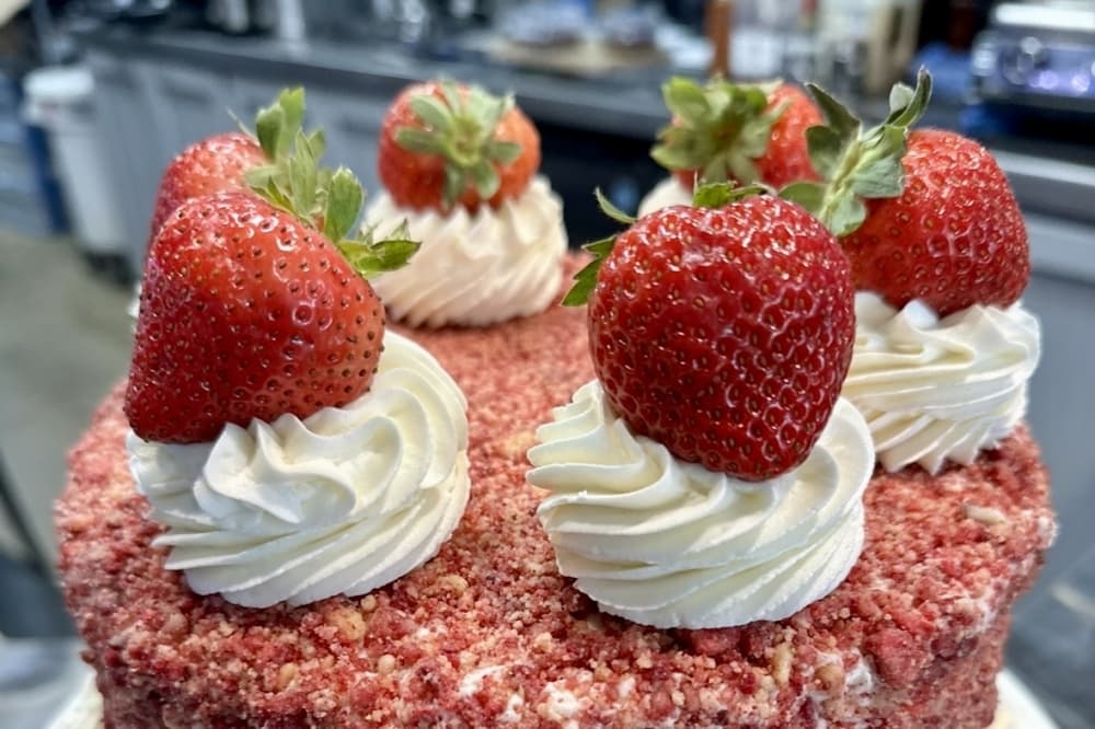 Strawberry cake
