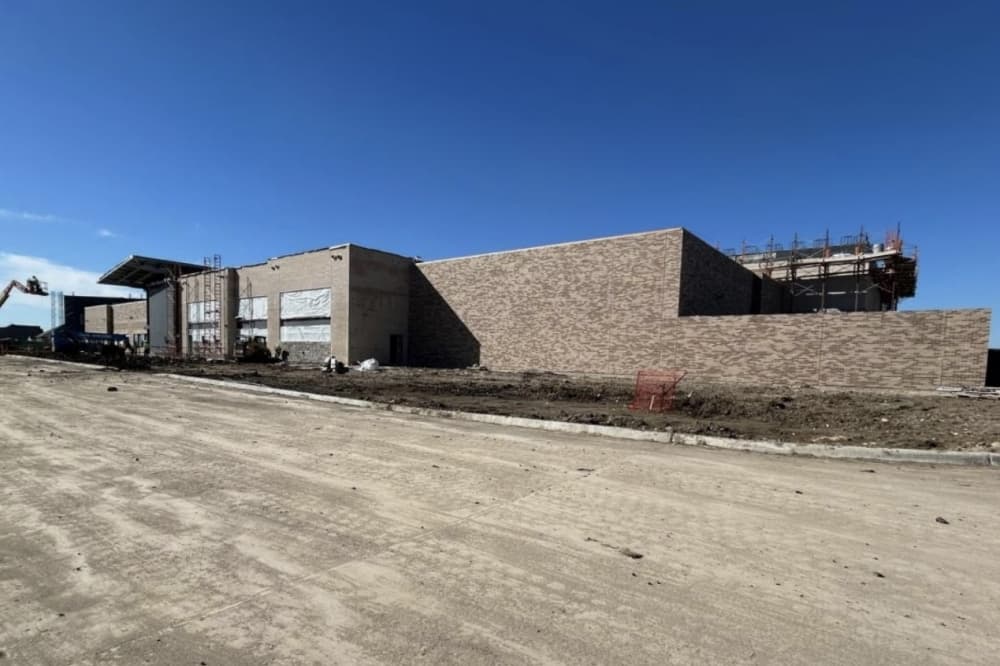 Jane Ruestmann Elementary under construction