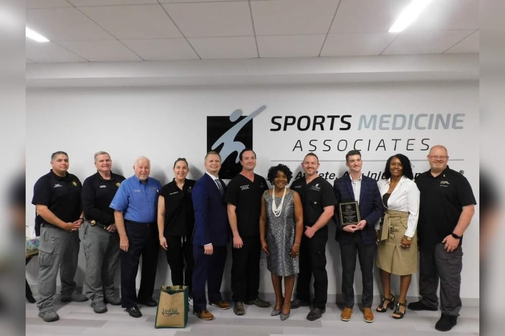 Sports Medicine Associates of San Antonio opens clinic in Live Oak