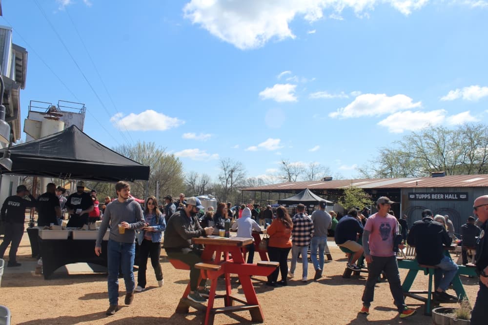 People at Tupps Brewery grand opening
